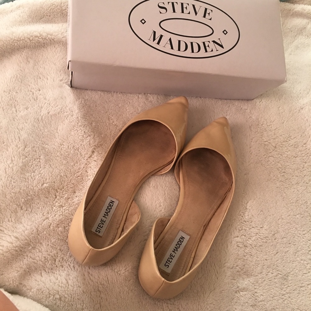 SOLD Steve Madden D’orsay Flats